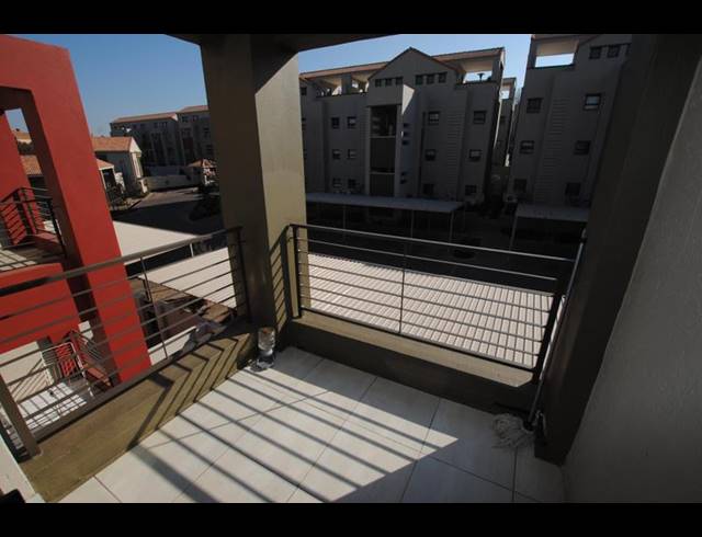 1 BEDROOM PROPERTY TO RENT IN SUNNINGHILL